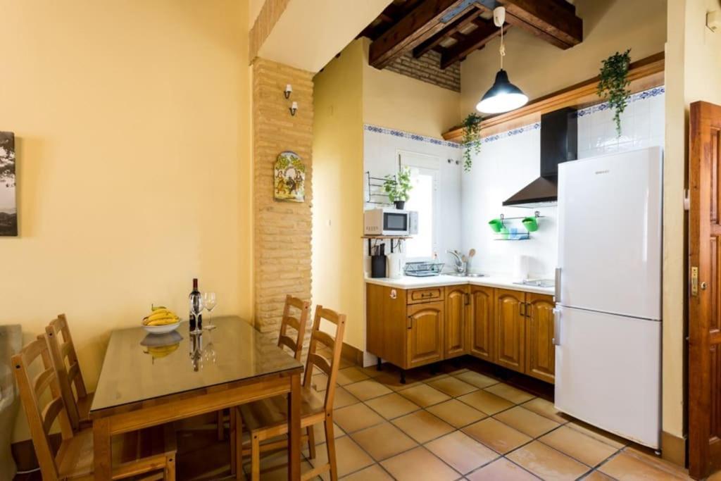 Precioso Apartamento - Localizacion Ideal **Wifi - A/C** Sevilla Eksteriør bilde